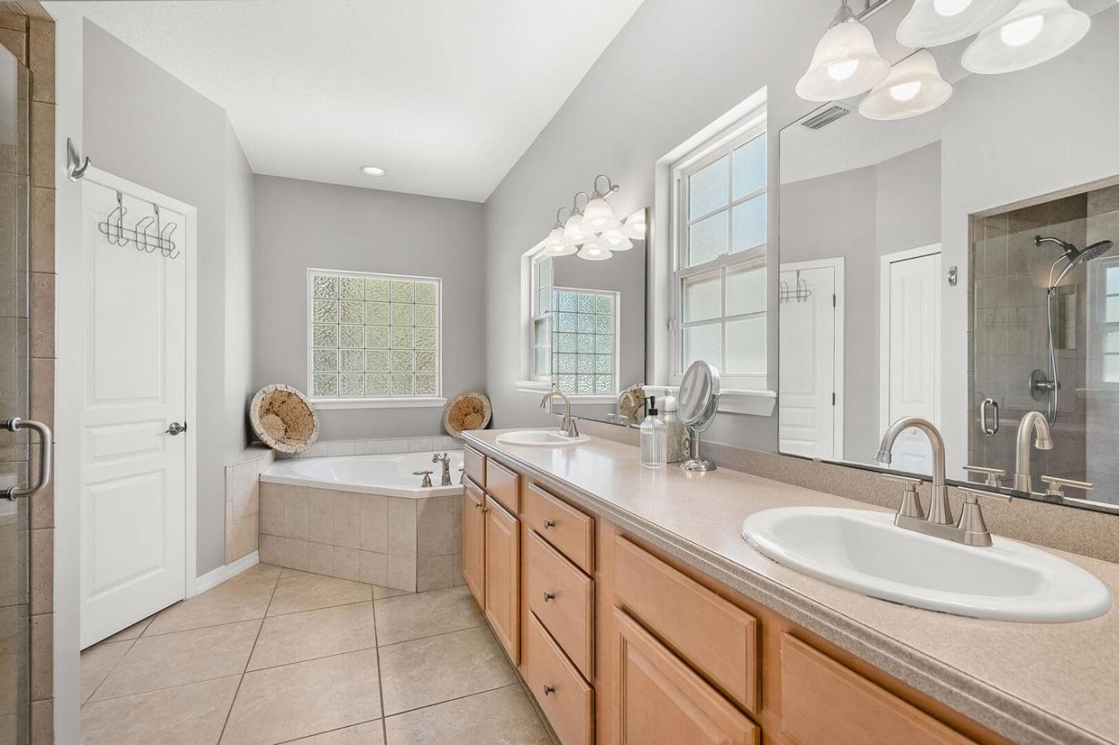 Pool + Hot Tub, Dock, Fishing, Near Beach! St. Augustine Exterior photo